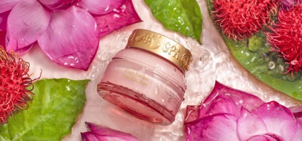 LOTUS & RAMBUTAN - DAY FACIAL PROTECTOR - Active Cell Extract + Vitamin B12 Daily Face Protection