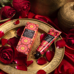 CARDAMOM UND ROSE AYURVEDA LUXUS HAND- UND NAGELCREME