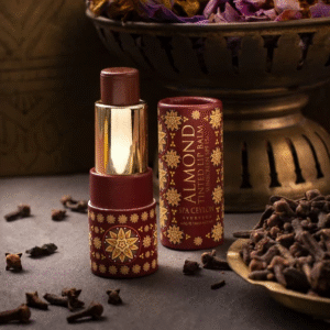 ALMOND TINTED LIP BALM - CLOVE - getönter Lippenbalsam