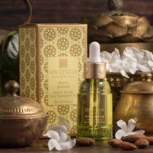 WHITE JASMINE AYURVEDA - Night Repair Face Treatment Oil für normale, trockene und reifere Haut
